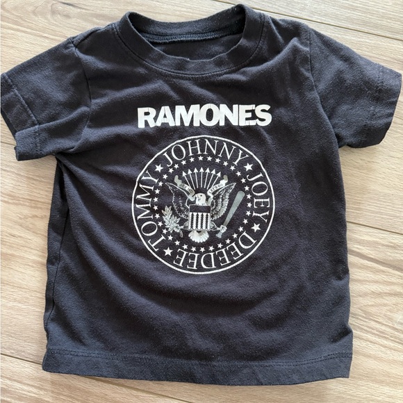 Ramones Black Kids T-Shirt size 18M - Picture 1 of 1